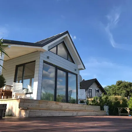 Baltic Waterfront Yacht House - Private Garden & Watersports Included Aldeamento Turístico *