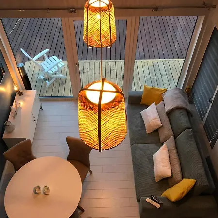 Baltic Waterfront Yacht House - Private Garden & Watersports Included * سفينويتشي